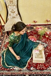 Bottle Green Tissue Silk Saree - Image 6