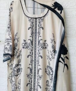 Eraya muslin pakistani suit set - Image 4