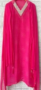 Organza silk magenta suit set - Image 3