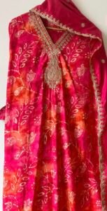 Bandhej suit set - Image 5