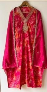 Bandhej suit set - Image 4