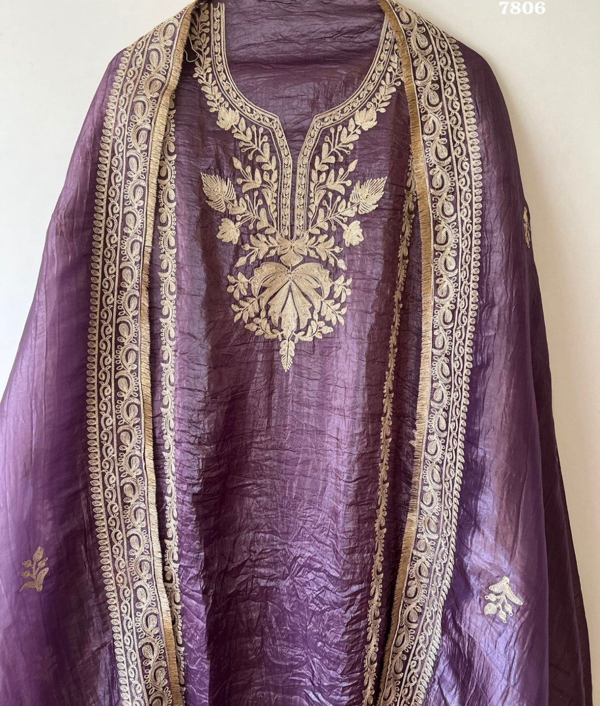 Pure crush tissue silk suit