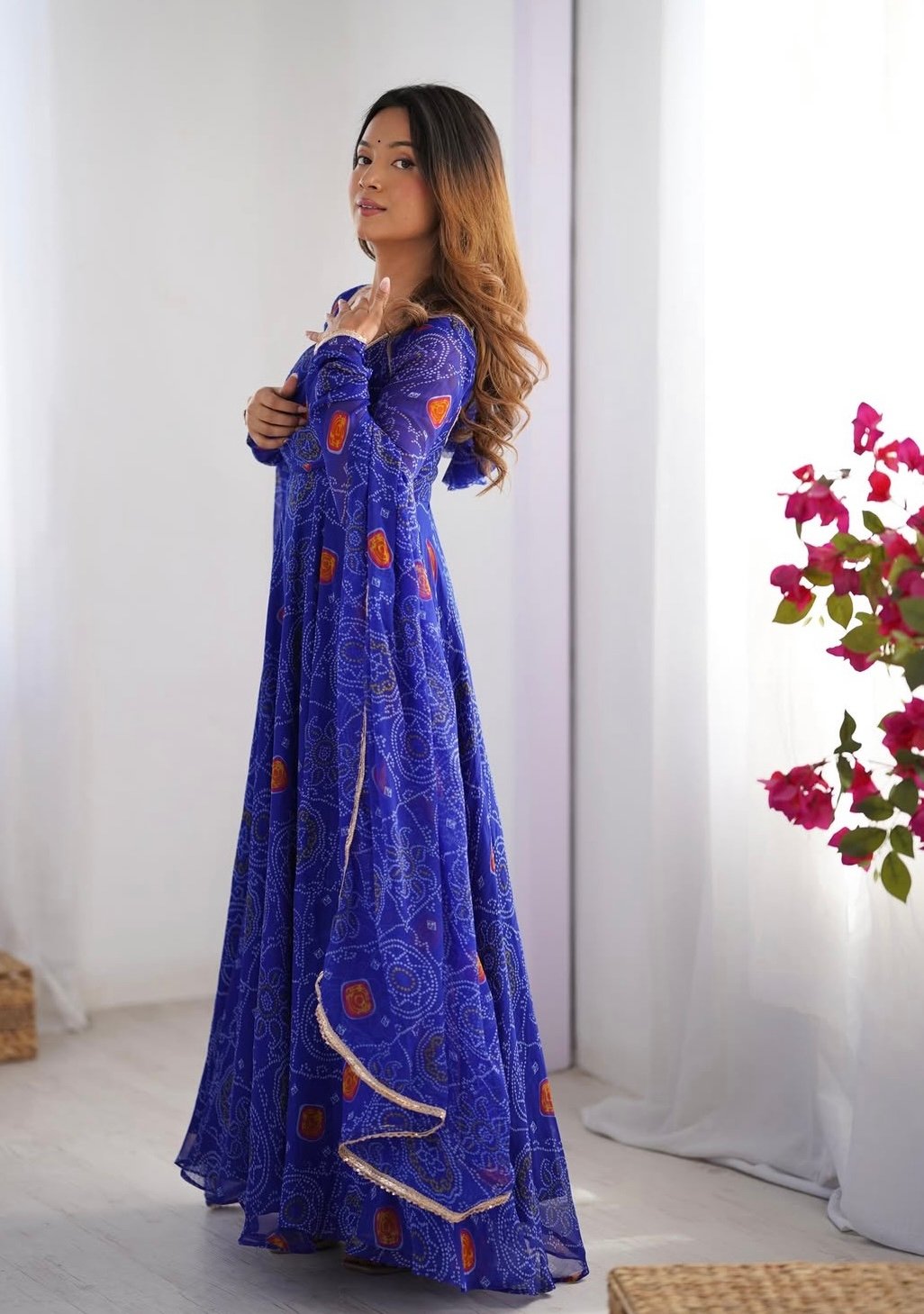 Electric blue bandhej