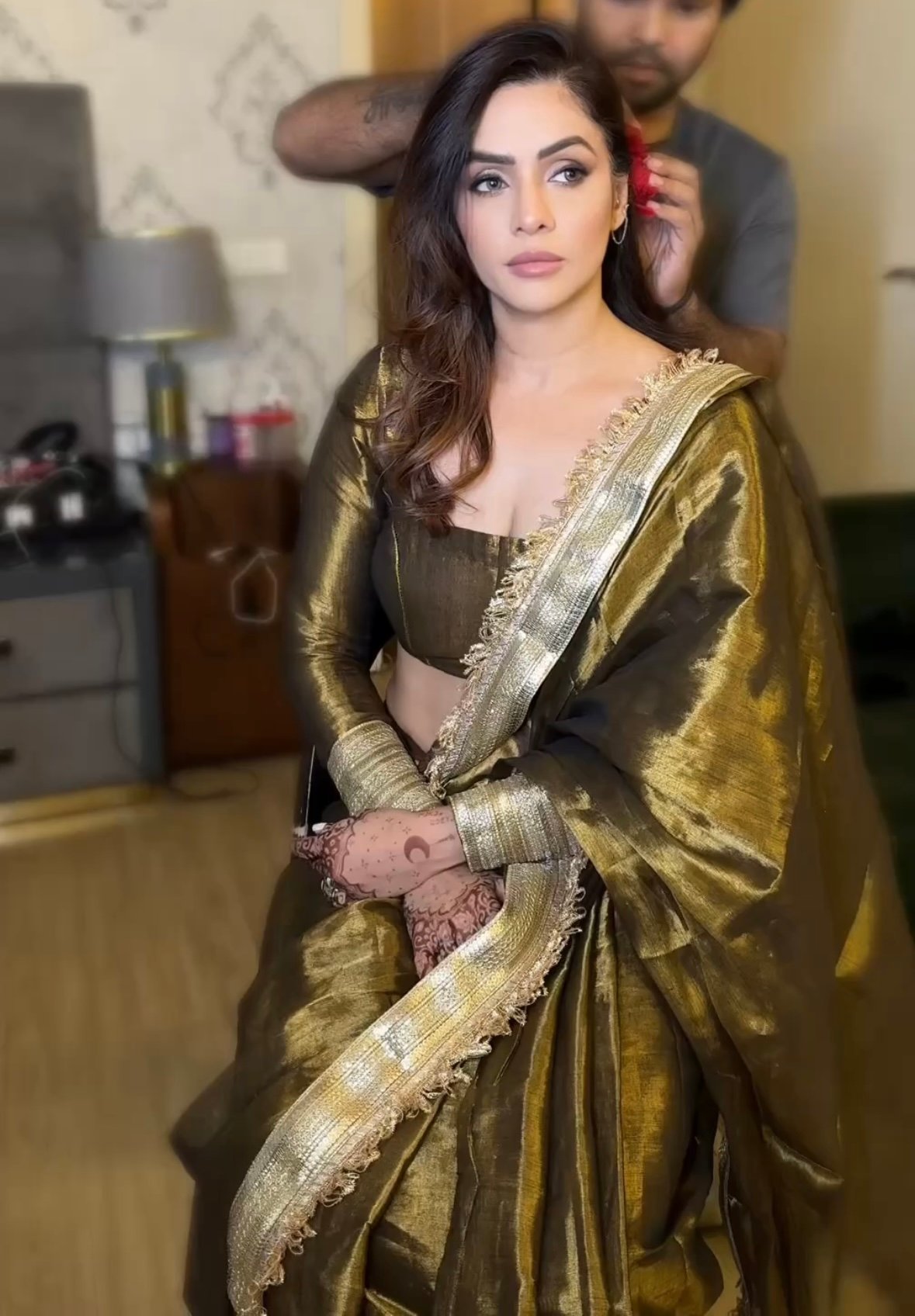 Chandni- Gold tissue silk - Image 4
