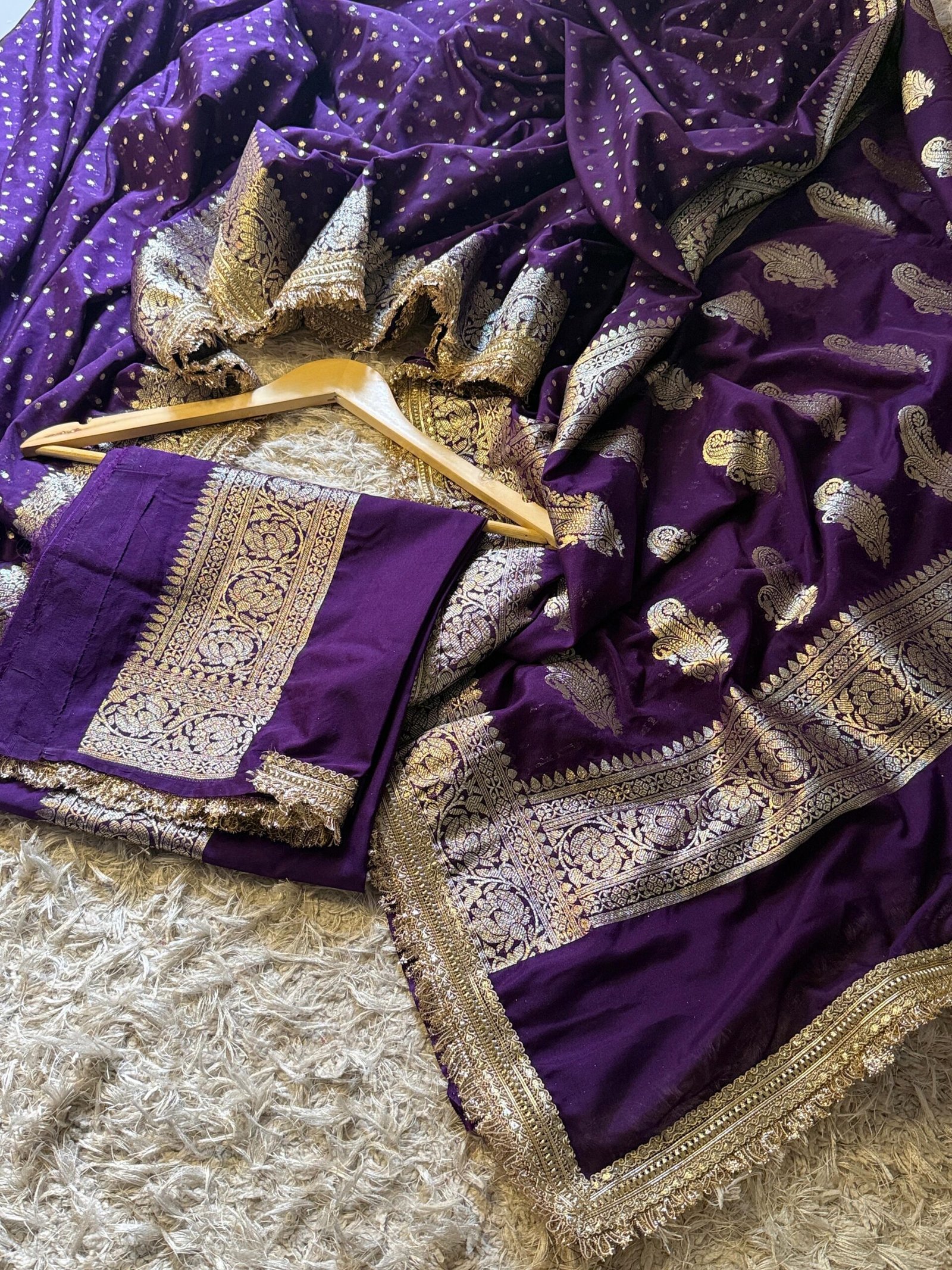 Pure banarasi silk saree - Image 4