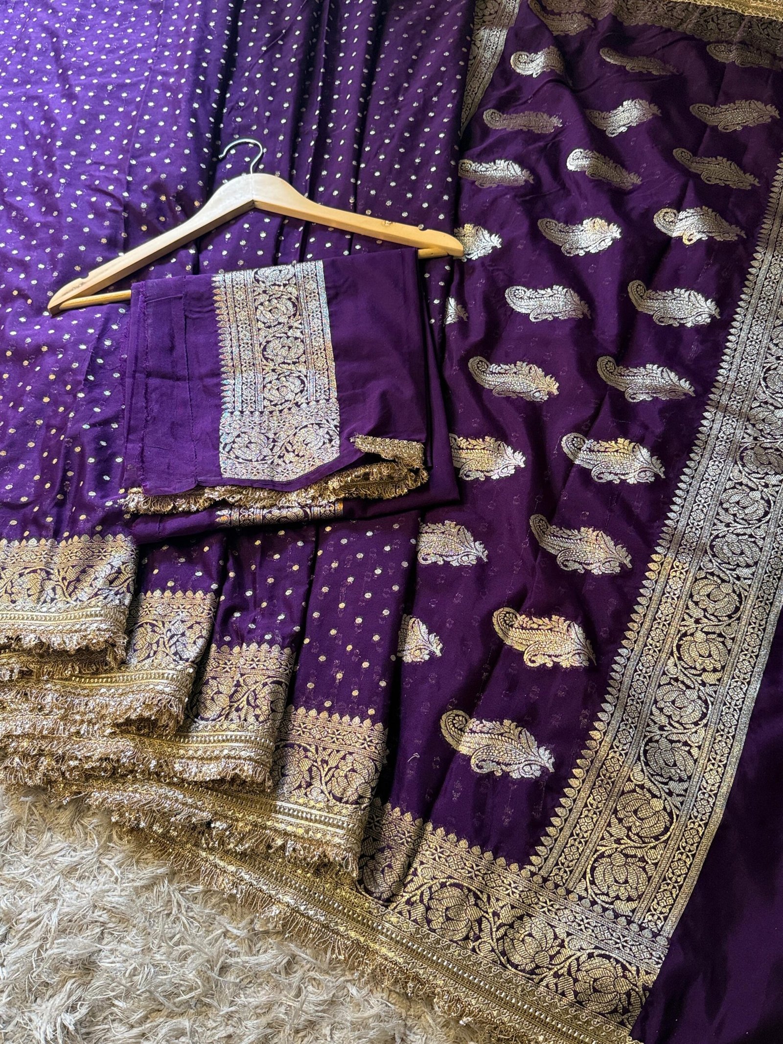 Pure banarasi silk saree - Image 11