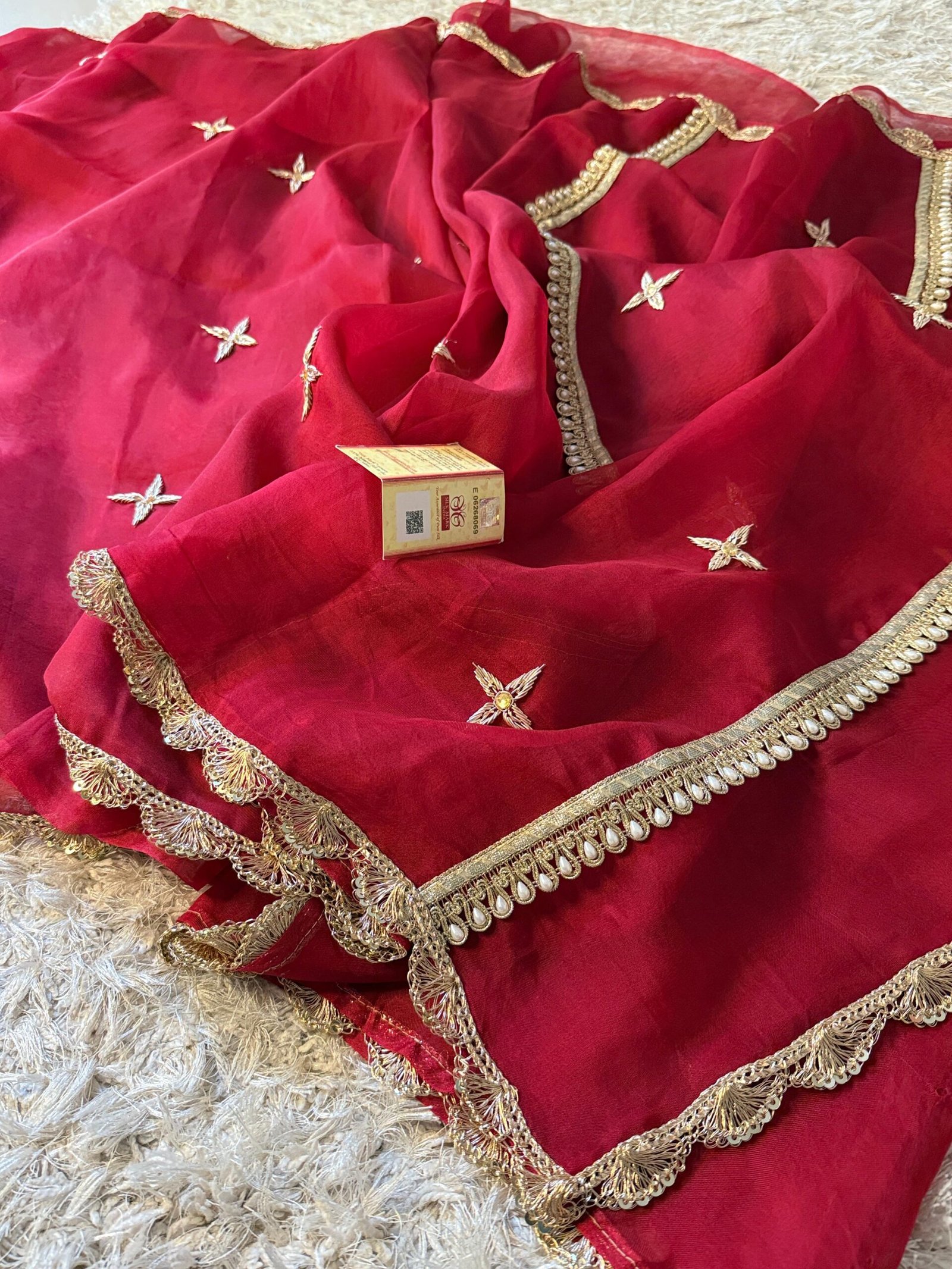 Pure silk saree - Image 3