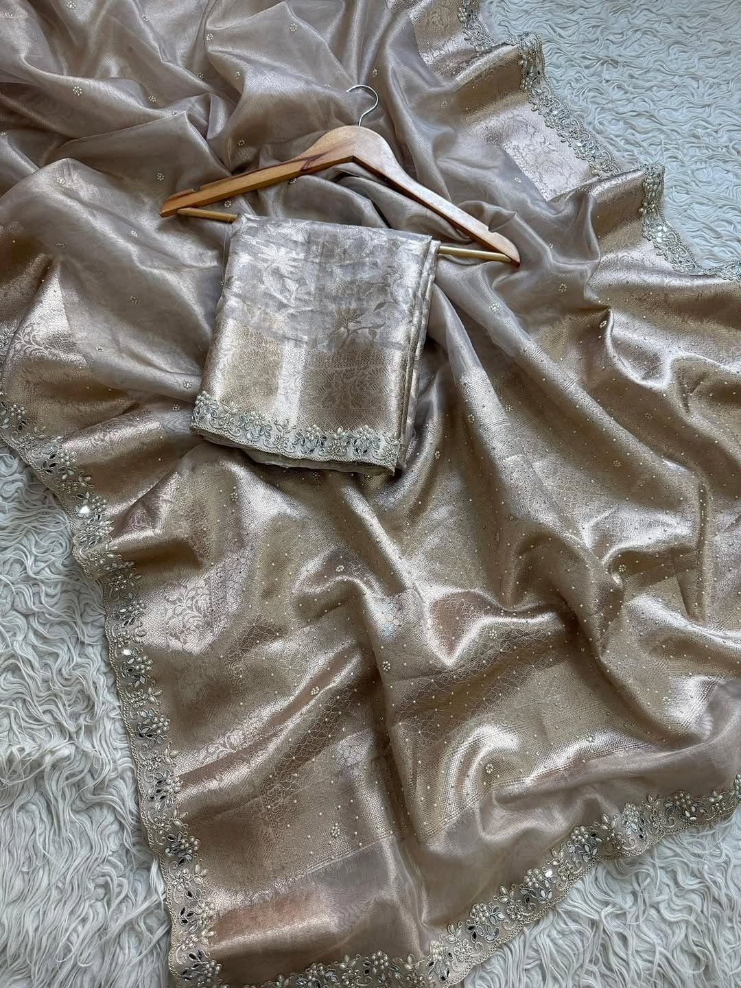 Silver tissue silk saree