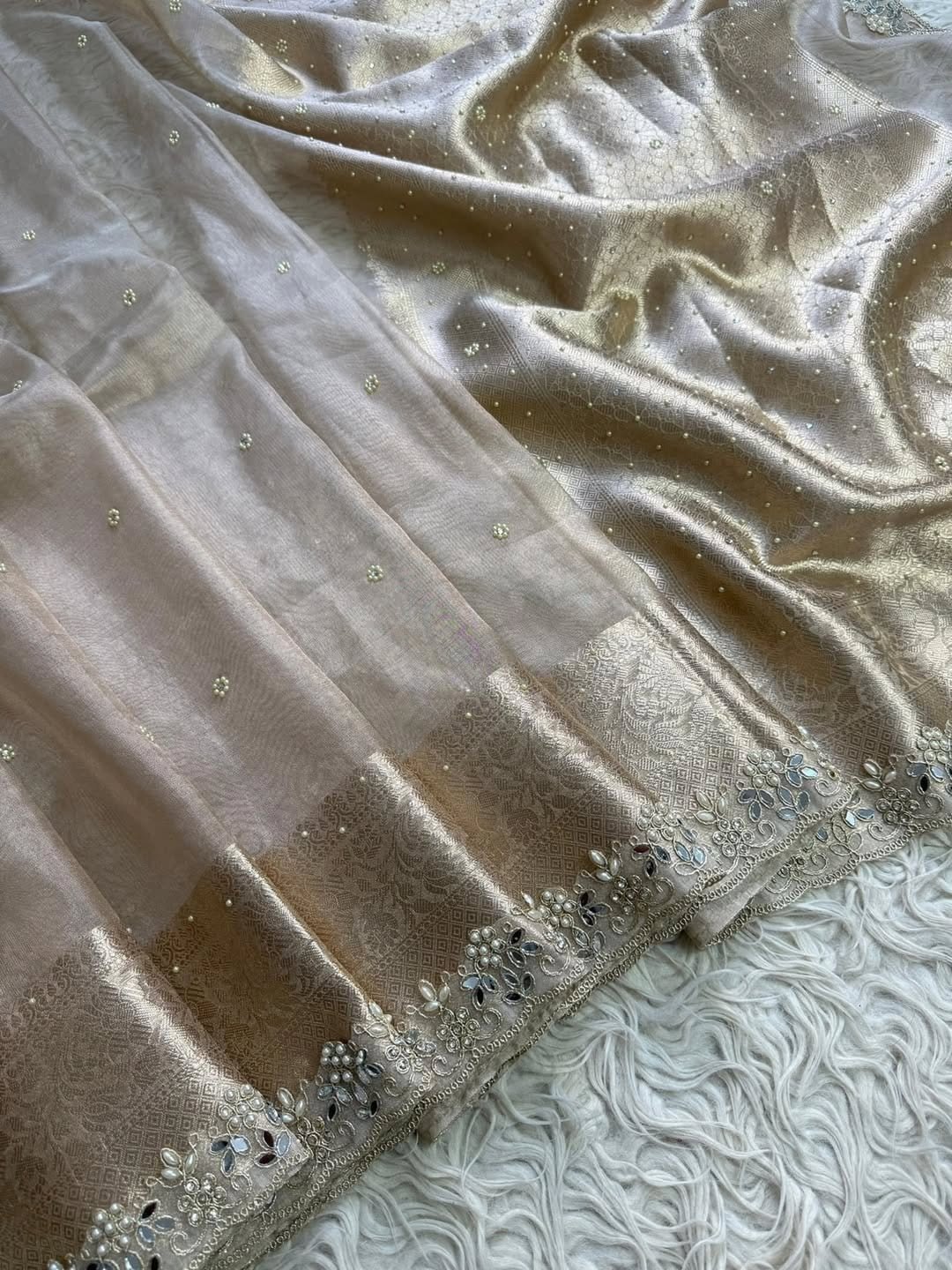 Silver tissue silk saree - Image 8