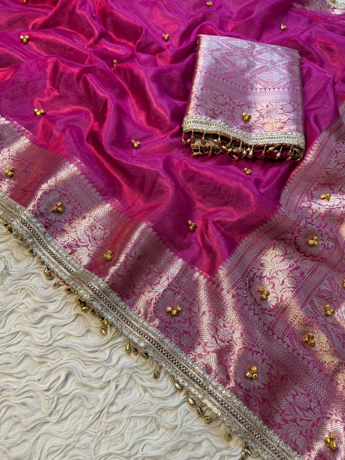 Rani pink ghungroo saree